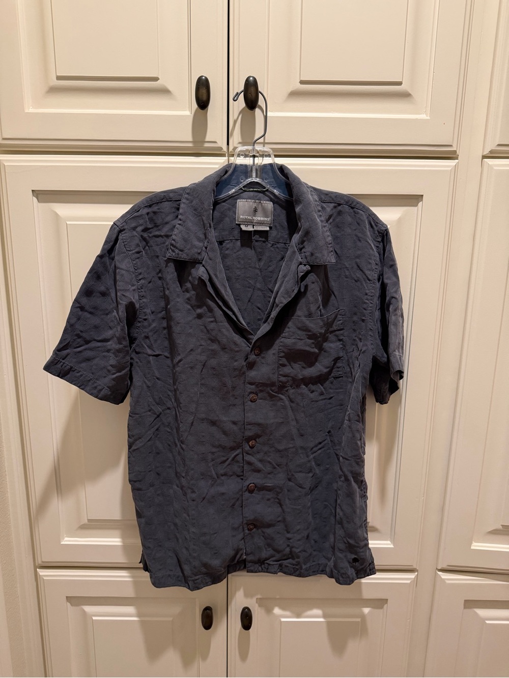 Royal Robbins Men's Short Sleeve Button-Down Shirt - Dark Blue